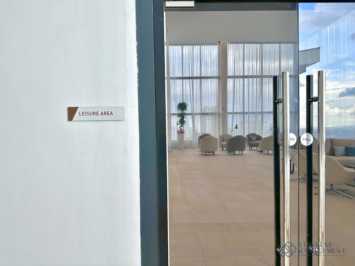 Twin Tower Residence Johor Bahru By Stayrene Exterior photo