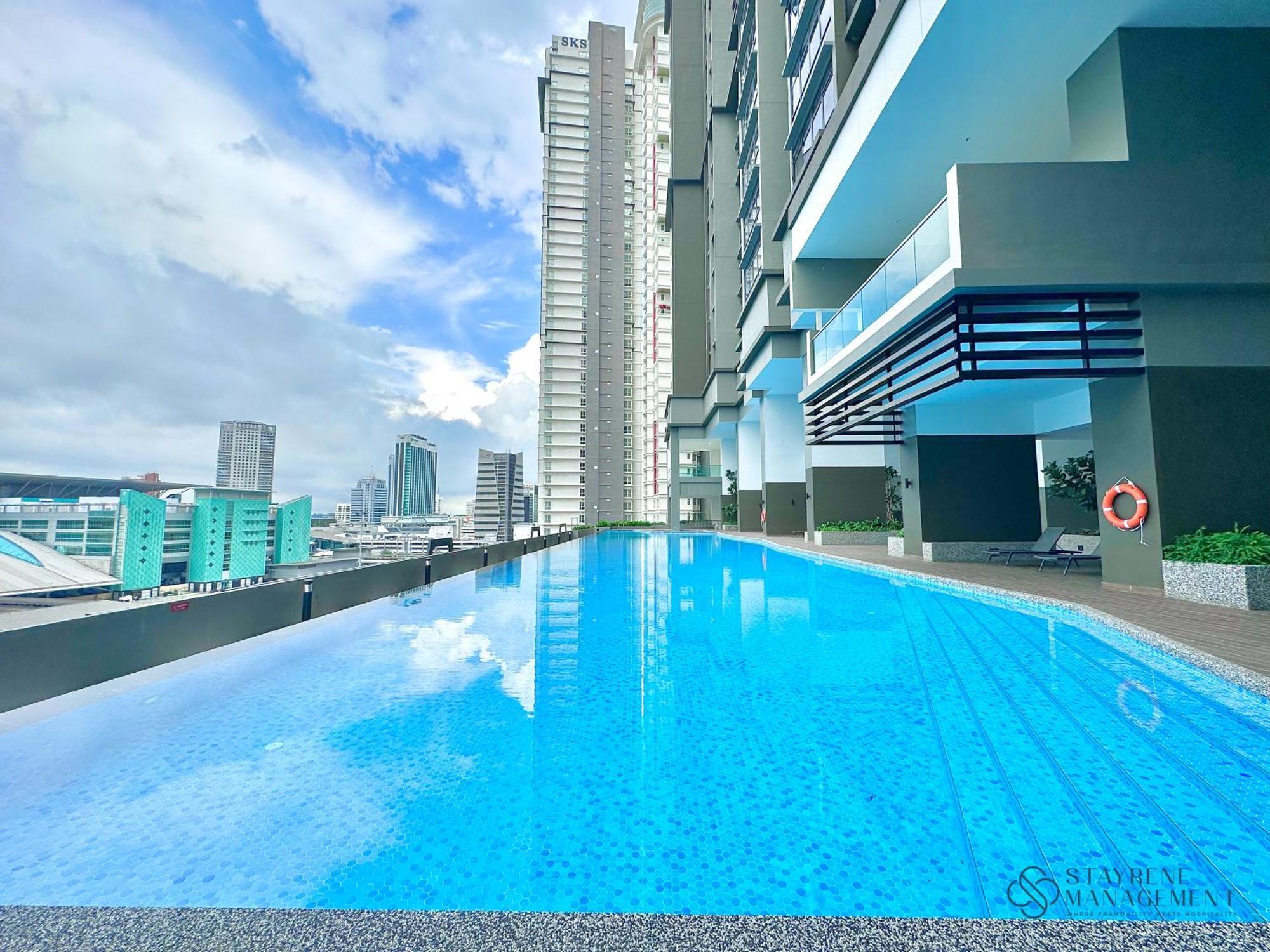 Twin Tower Residence Johor Bahru By Stayrene Exterior photo
